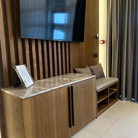 Hotel Boutique Light House 3*